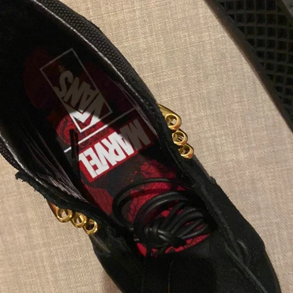NWT VANS X MARVEL | Black Panther high tops | Men’s 7.5 Women’s 9 - Picture 9 of 11